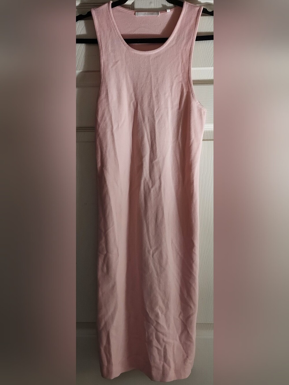 Women's Pink Straight Midi Skirt. Size Medium. D-605